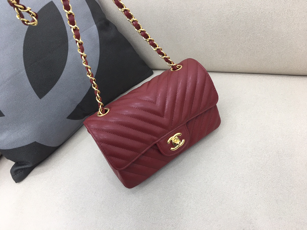 Small Classic Flap Caviar Bag A01116 Purplish Red/Gold